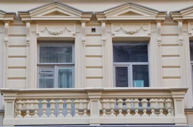 Реставрация исторических фасадов завершилась в центре Москвы
