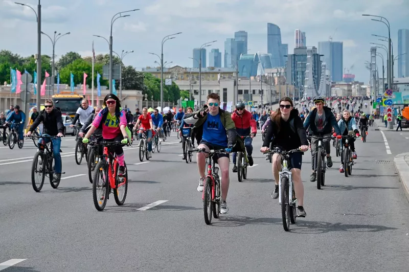 В Москве стартовали велофестивали и реконструкция арены «Металлург»